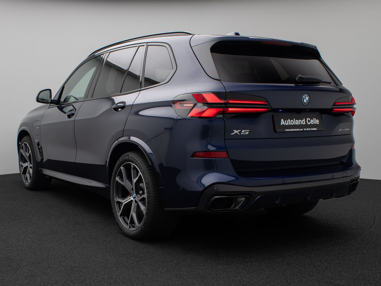 Fahrzeugabbildung BMW X5 xD50e M Sport Pro Pano SoftCL 360°HUD DAB H/K