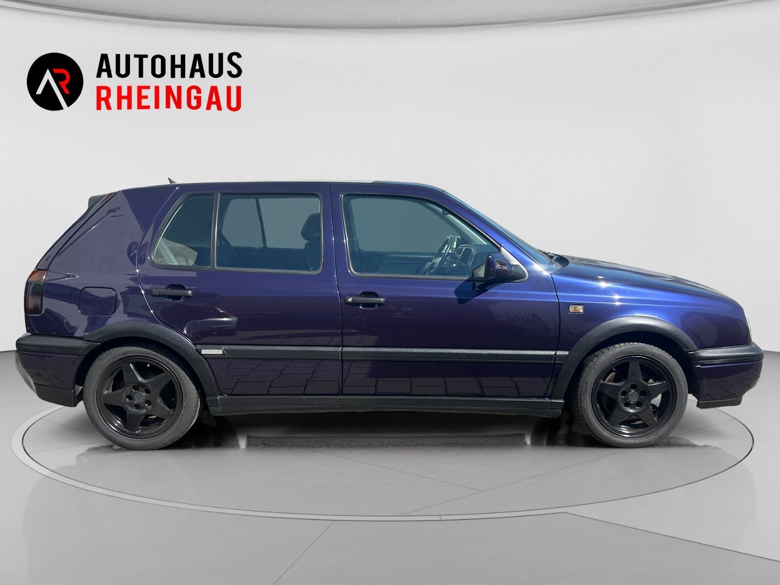 Fahrzeugabbildung Volkswagen Golf 2.0 GTI TÜV 04/2027 H-Kennz. TOP GEPFLEGT