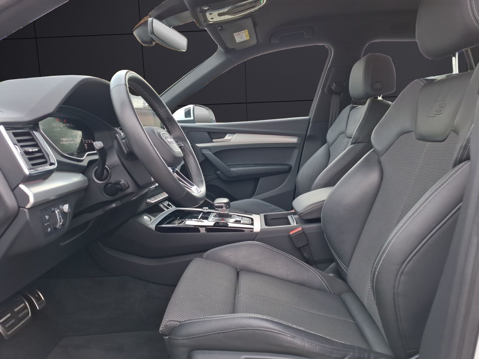 Fahrzeugabbildung Audi Q5 40 TDI quattro S-line S-tronic STH Matrix AHK