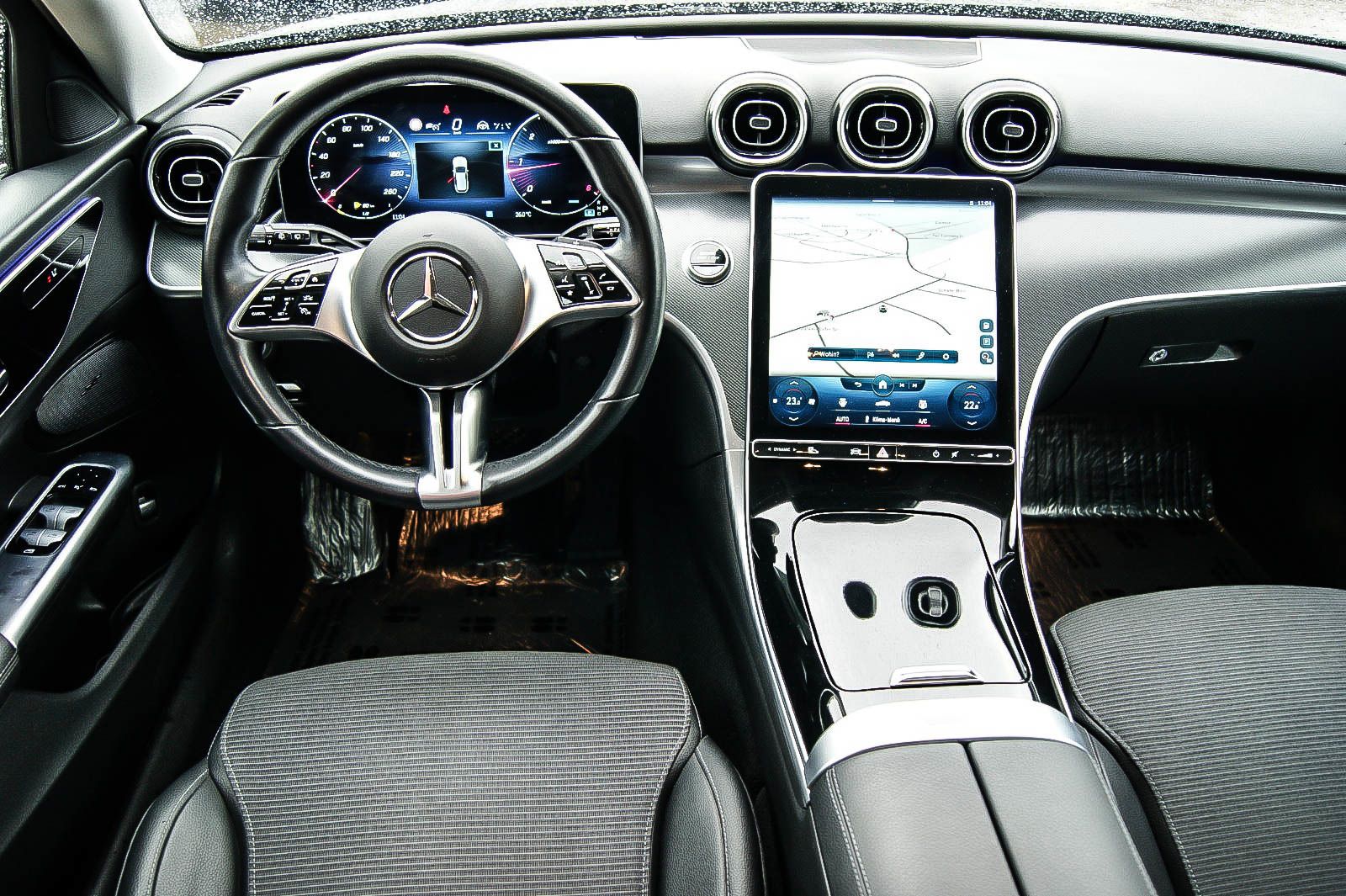 Fahrzeugabbildung Mercedes-Benz C 220 T d Avantgarde 9G-Tronic W206 MBUX ACC DIG