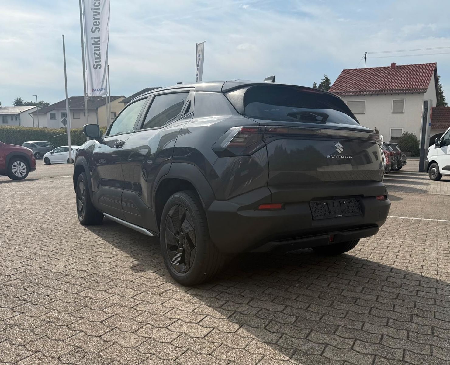 Suzuki e Vitara - Bild 4
