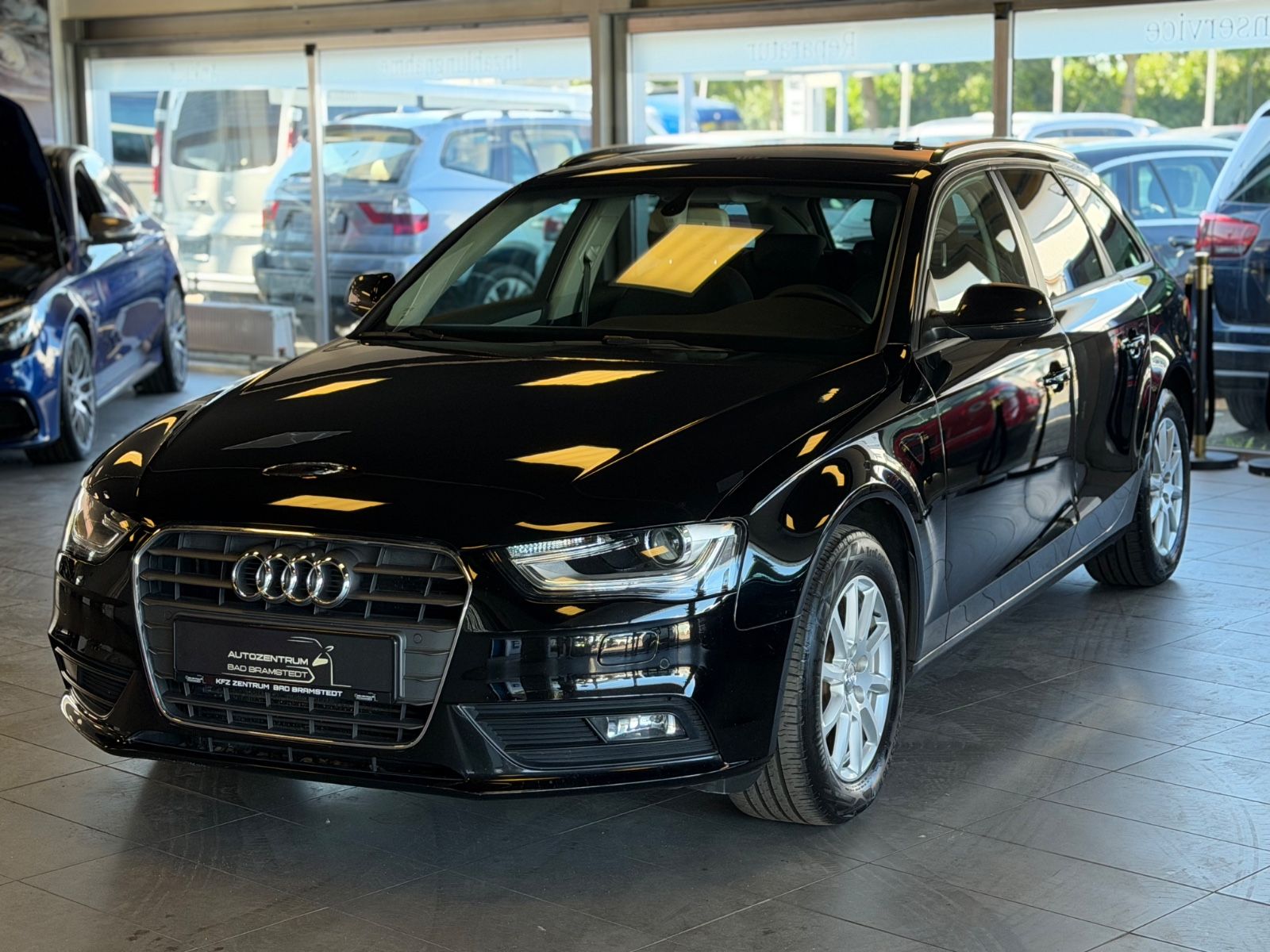 Audi A4 - 1