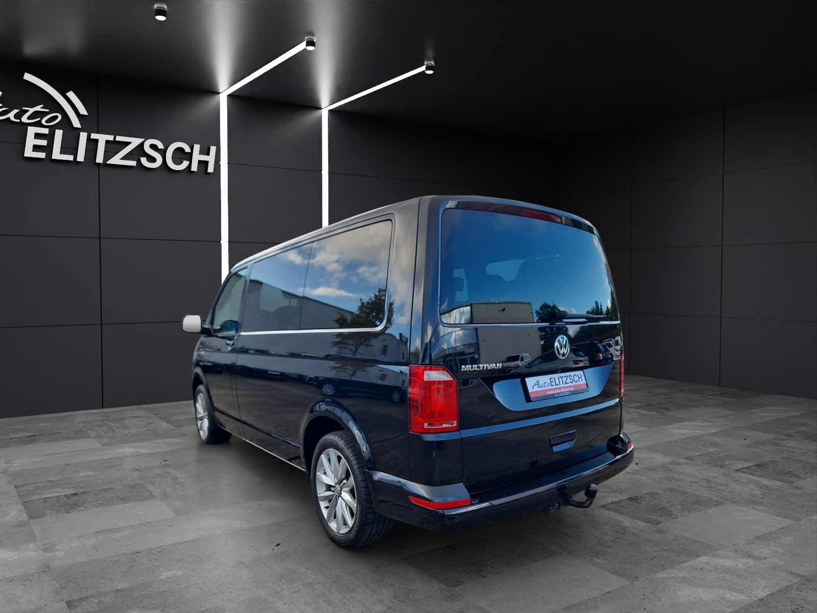 Fahrzeugabbildung Volkswagen T6 Multivan TDI DSG Comfortline LEDER STH 7-SITZ
