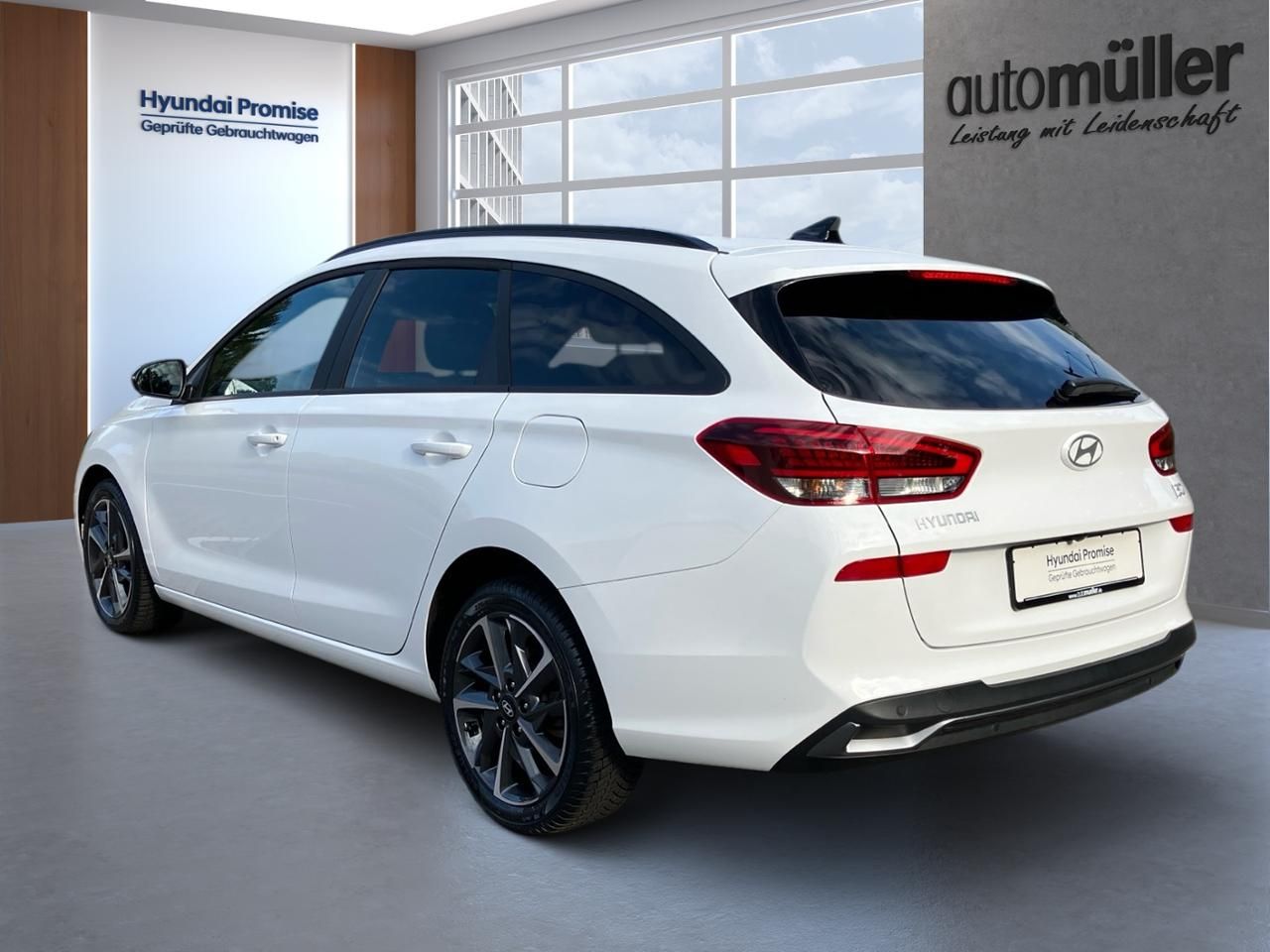 Fahrzeugabbildung Hyundai i30 ADVANTAGE LED*CARPL*SHZ*LHZ*KAM*2Z-K