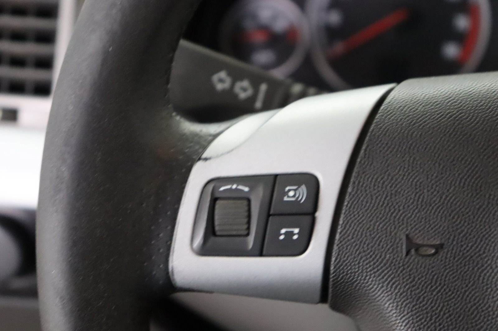 Fahrzeugabbildung Opel Vectra C 1.8 Edition * Gas * Klima * HU 05.2027