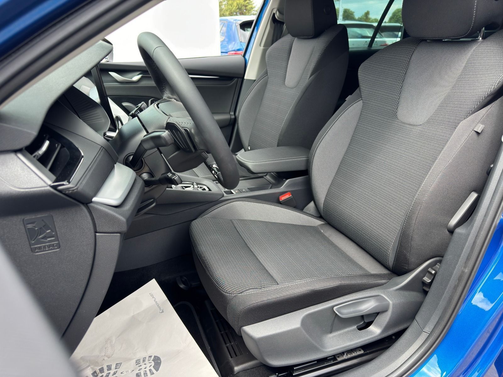 Fahrzeugabbildung SKODA Octavia Combi 1.5 TSI DSG*AHK*RFK*NAVI*eHeck