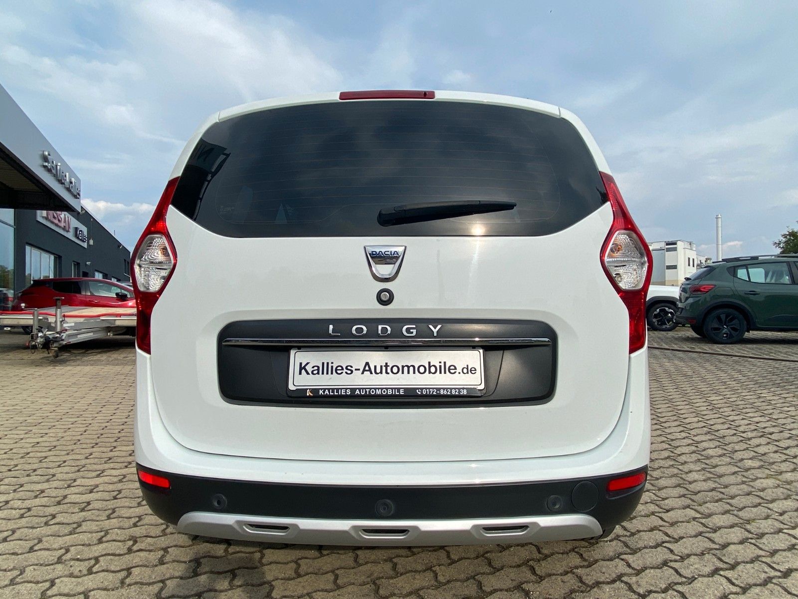 Fahrzeugabbildung Dacia Lodgy Stepway Plus