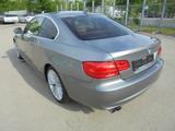 BMW 325i Coupe~Navi ~ Leder ~ Xenon ~ Sehr Gepflegt - BMW 3er Reihe aus 2010: Coupe