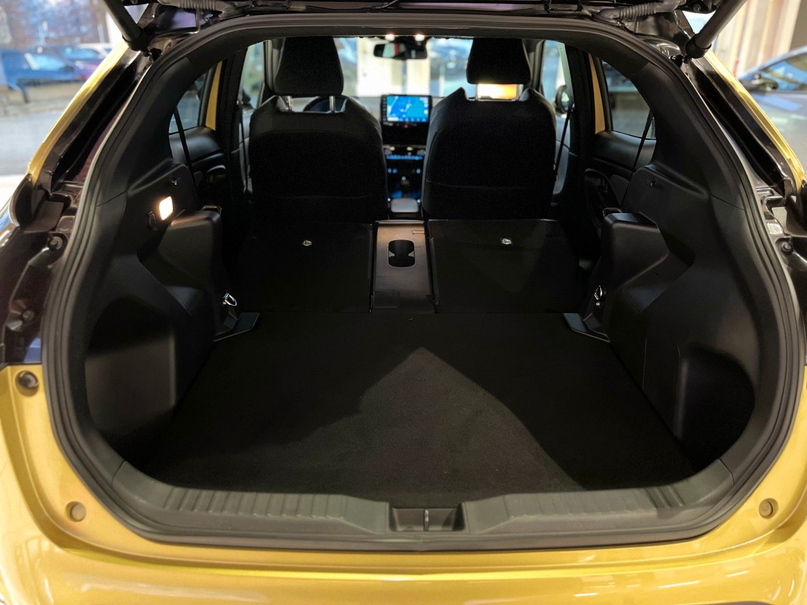 Fahrzeugabbildung Toyota Yaris Cross Premiere Edition Allrad