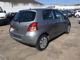 Toyota Yaris Sol - Toyota Yaris: Sol