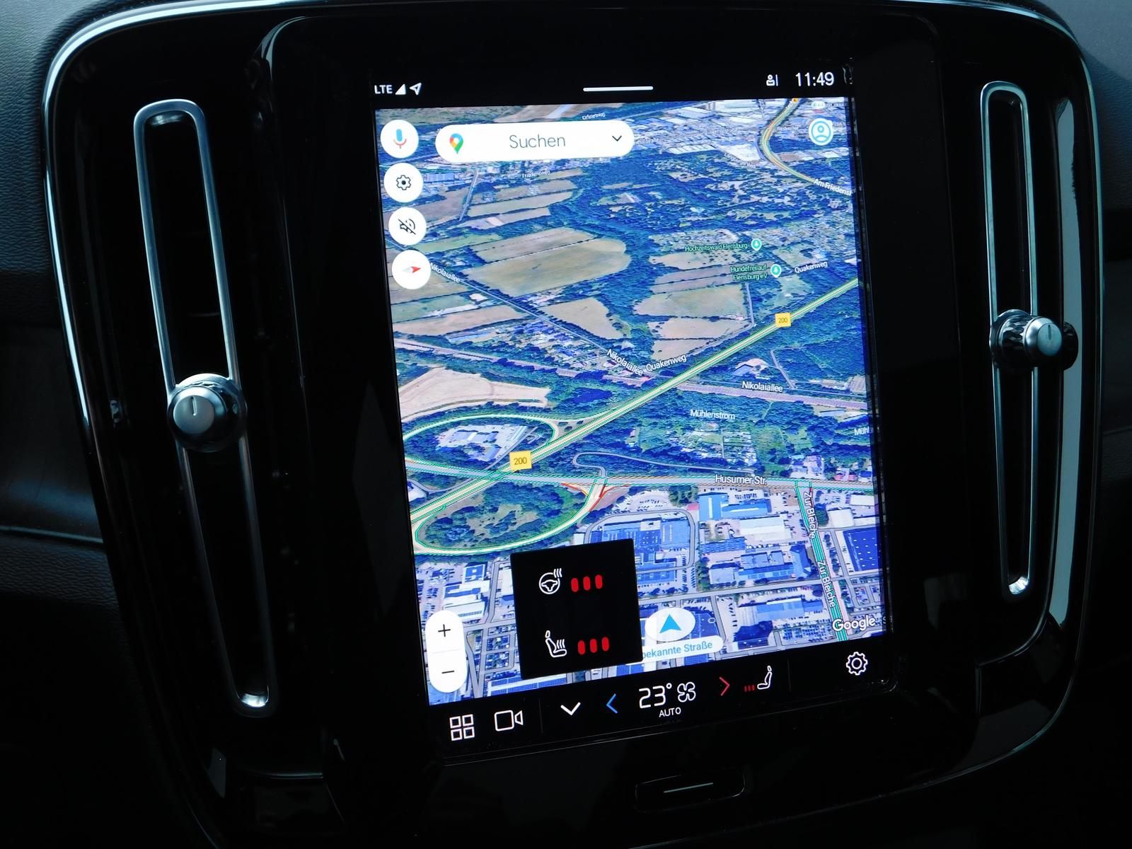 Fahrzeugabbildung Volvo C40 Recharge Twin Motor Ultimate AWD