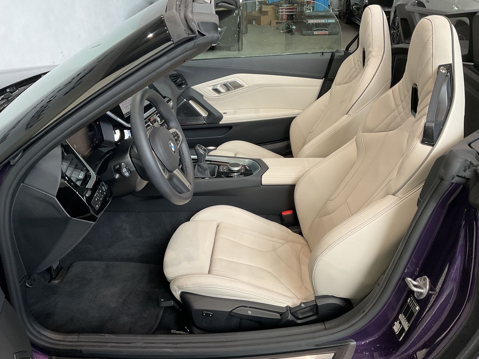 Fahrzeugabbildung BMW Z4 sDrive20i | M Sportpaket | Windschutz | M Spo