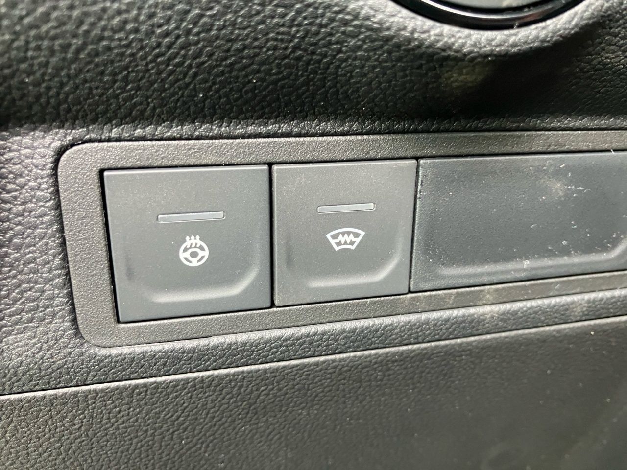 Fahrzeugabbildung Mercedes-Benz T 180 lang 2xKlima AUT DynLicht Fernlichtass. LM
