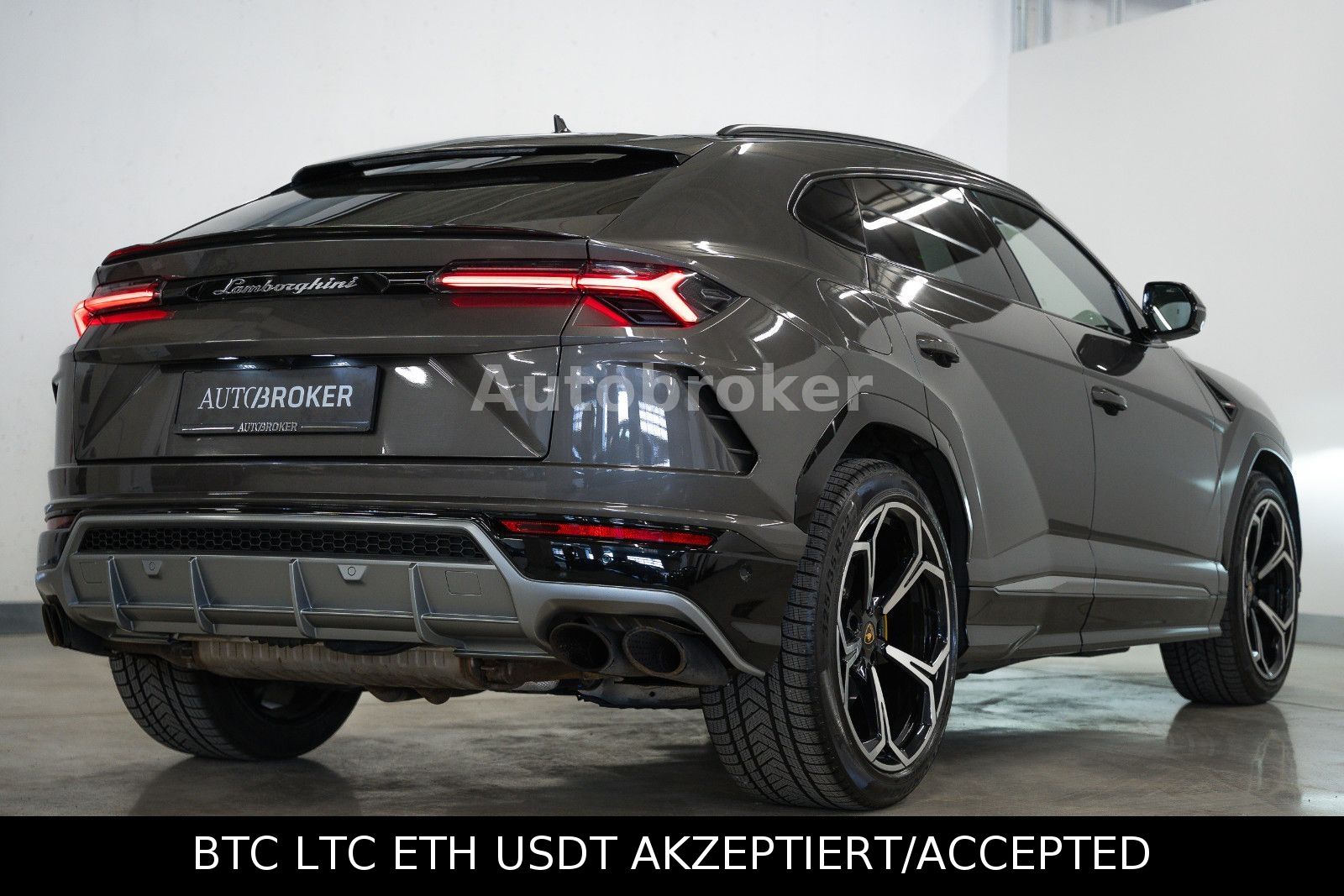 Lamborghini Urus – pogled 5