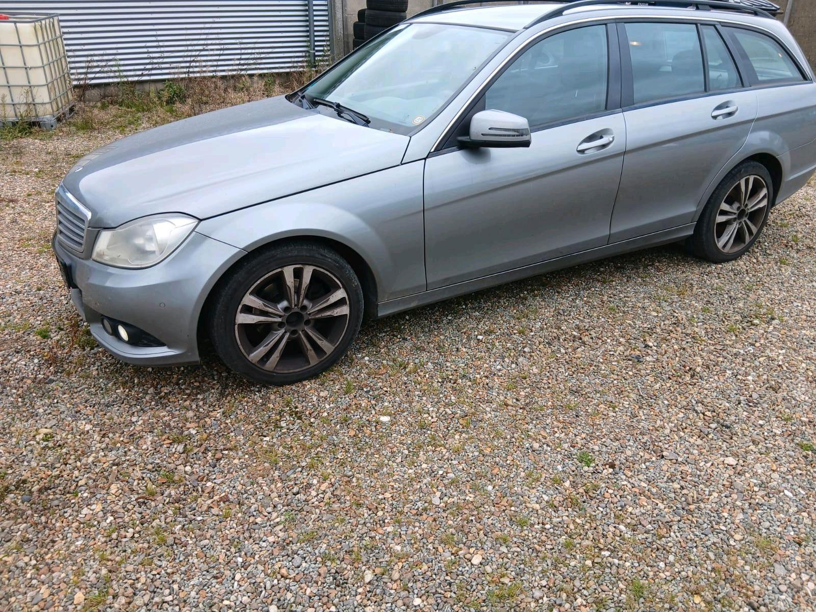 Mercedes-Benz C200 2013 — photo 7