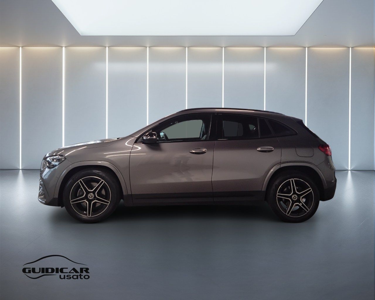 Mercedes-Benz GLA-H247 2023 - GLA 200 d AMG Line imagem 3