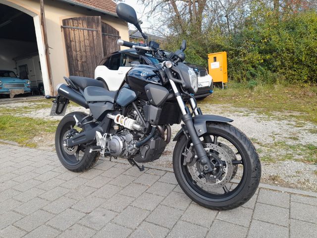 Yamaha MT03 660