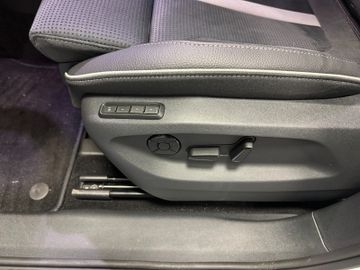 Skoda Kodiaq 1.5 TSI Sportline AHK*Pano*Matrix*7-Sitze