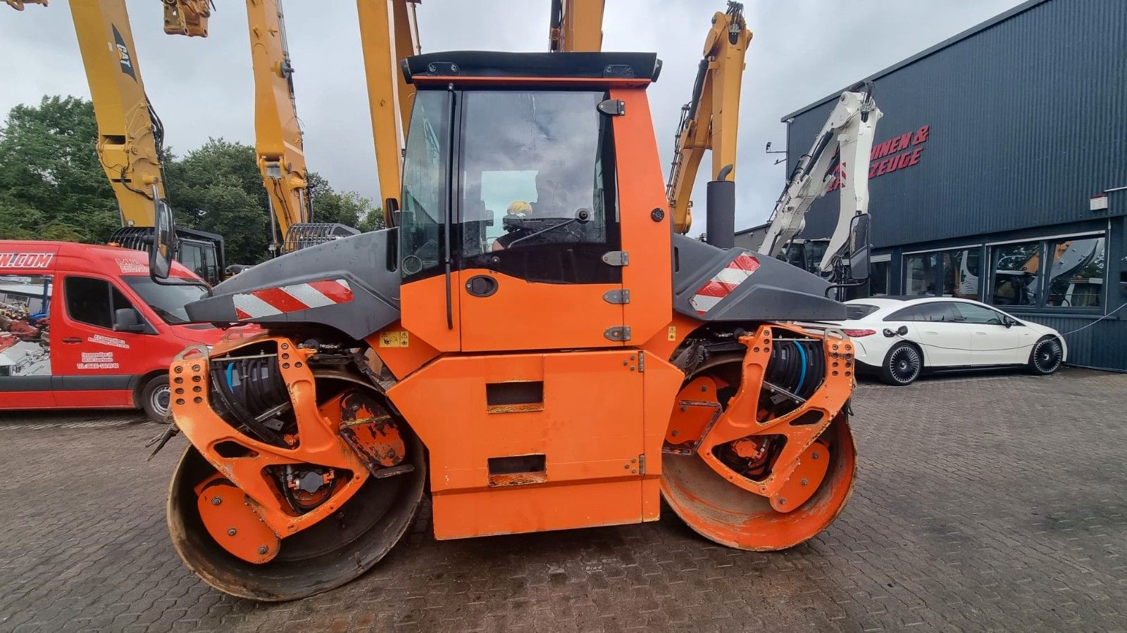 Fahrzeugabbildung BOMAG BW 174 AP Tandem