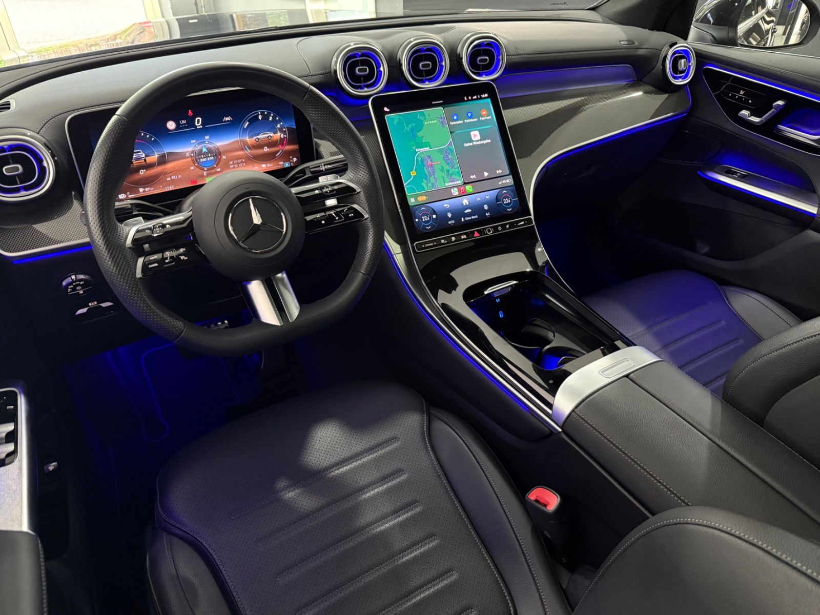 Mercedes-Benz GLC 300e 4M Coupe AMG DISTRONIC PANO MEMORY 360 foto 4