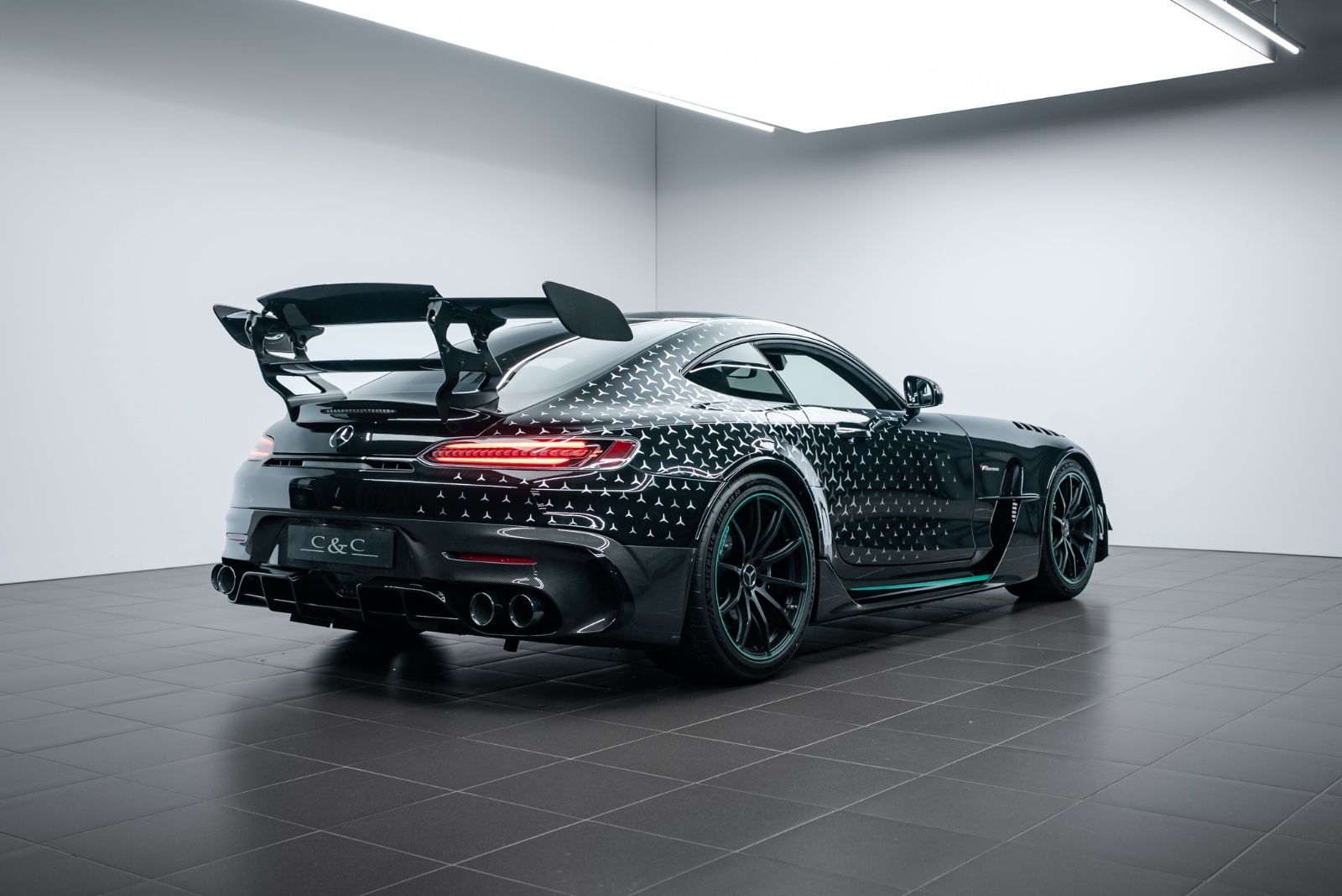 Fahrzeugabbildung Mercedes-Benz AMG GT Black Series Project One Edition/1of275/