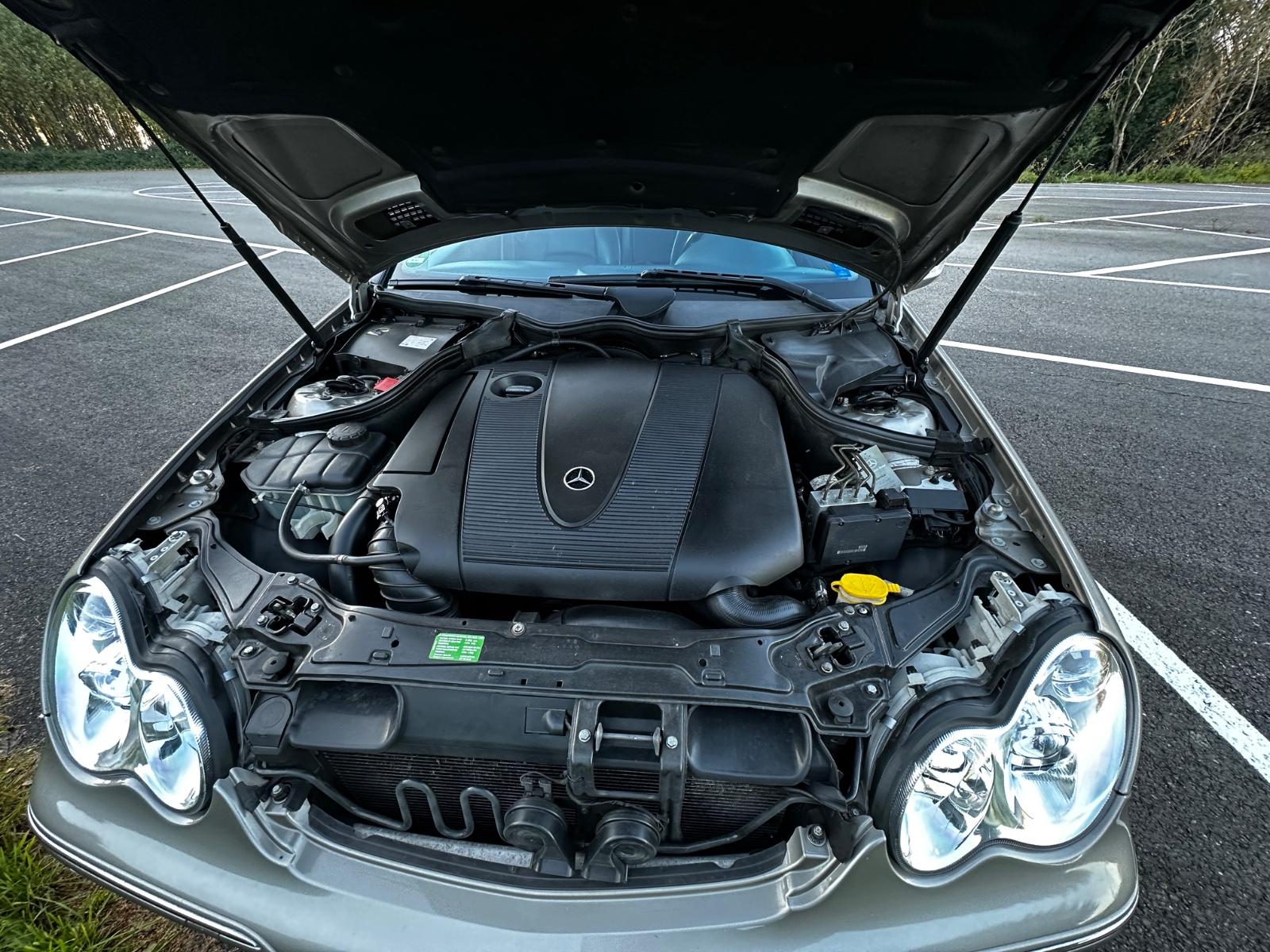 Mercedes-Benz 220 2004 — engine 2.148 cm³, 143 HP (105kW)