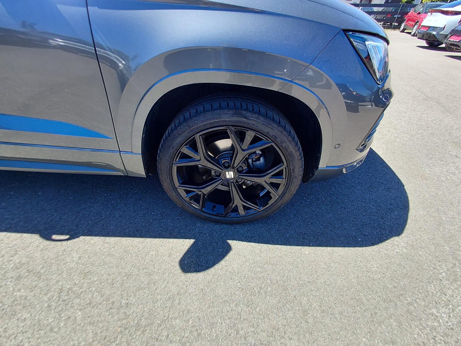 Seat Ateca 2.0 TDI FR DSG AHK PANO STANDHEIZUNG