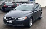 Volvo V70 Kombi 2.4 Momentum - gebrauchte Volvo V70 aus dem Jahr 2005