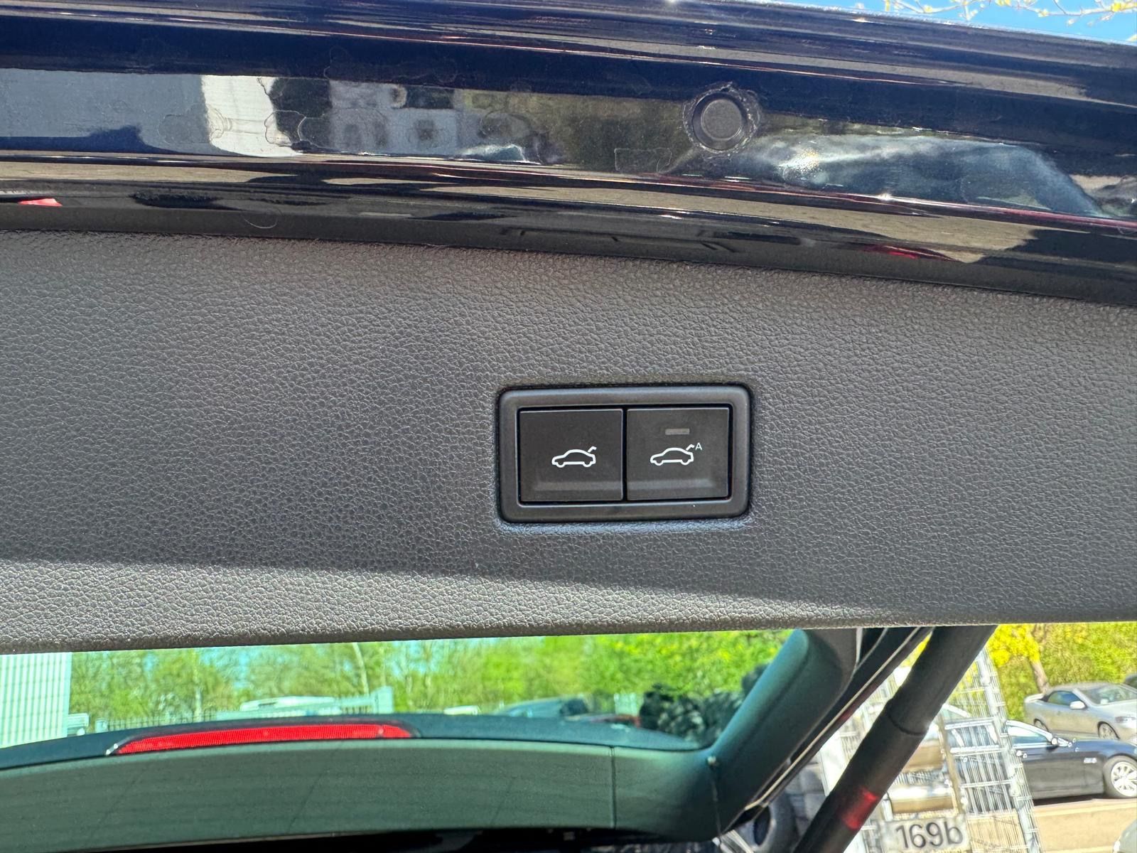 Fahrzeugabbildung Volkswagen Tiguan Highline 4Motion LED+AHK+Navi+20 Zoll