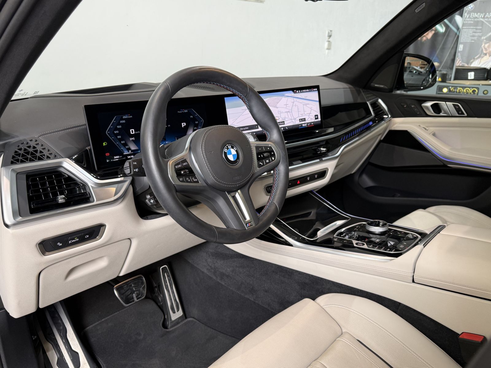 Fahrzeugeinzelansicht 10 Fahrzeugabbildung BMW X7 M60i |Sitzbelüftung |AHK |Panorama Glasdach