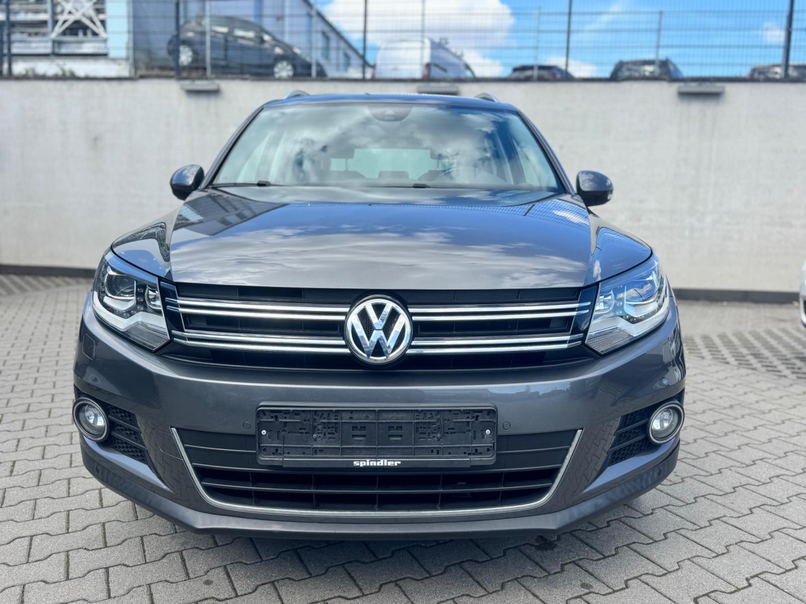 Volkswagen Tiguan Lounge Sport & Style BMT Kamera Navi