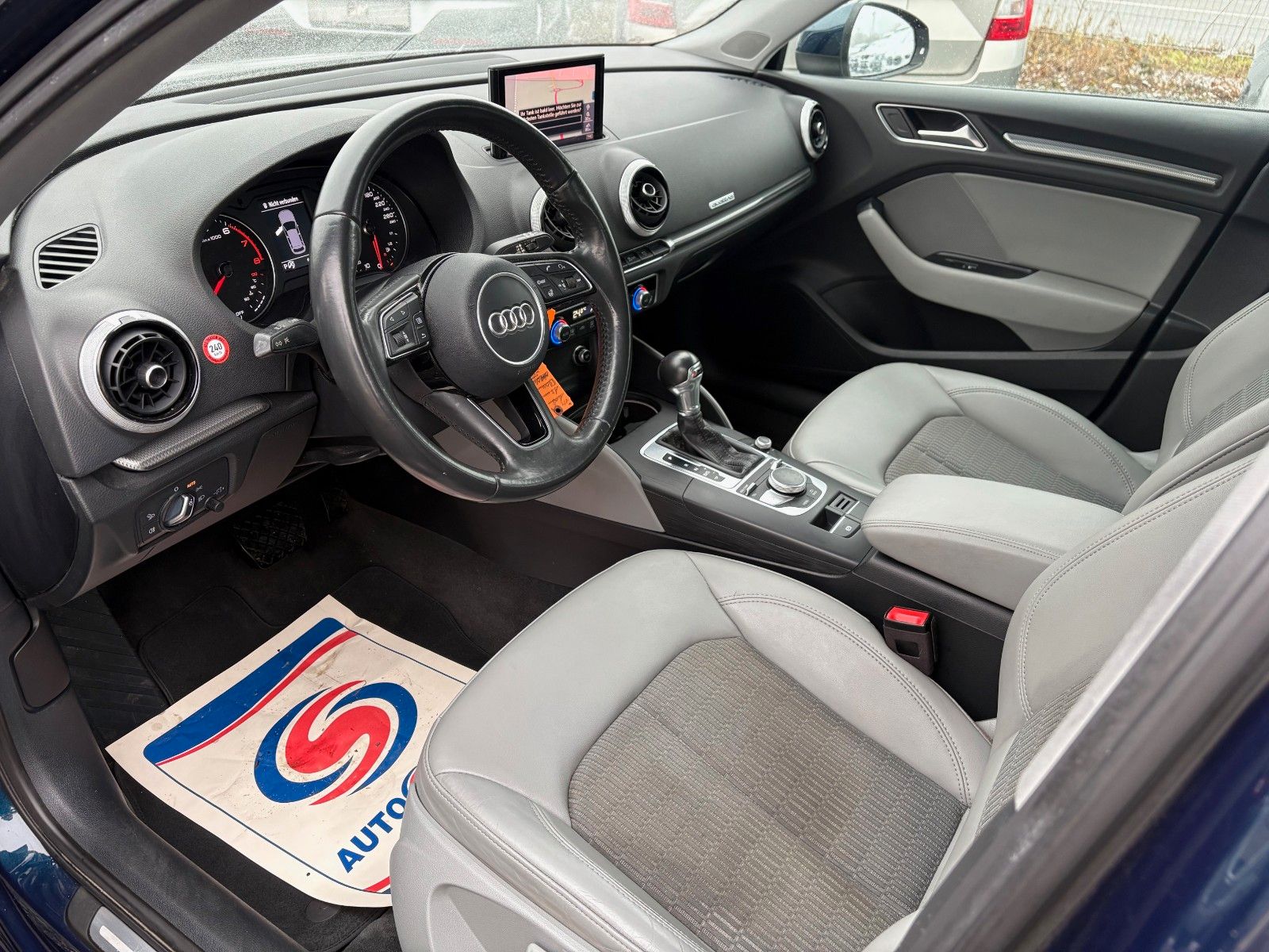 Fahrzeugabbildung Audi A3 Sportback 2.0 TFSI quattro Navi Leder Xenon