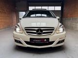 Mercedes-Benz B 200 Turbo 2.0 +NAVI+PANO+LEDER+BI-XENON+SHZ+ - Mercedes-Benz B-Klasse Gebrauchtwagen in Frankfurt