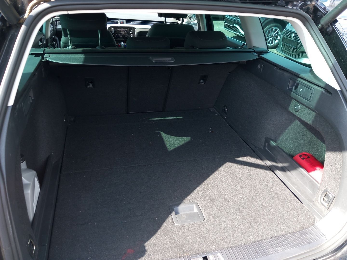 Volkswagen Passat Variant - Bild 7