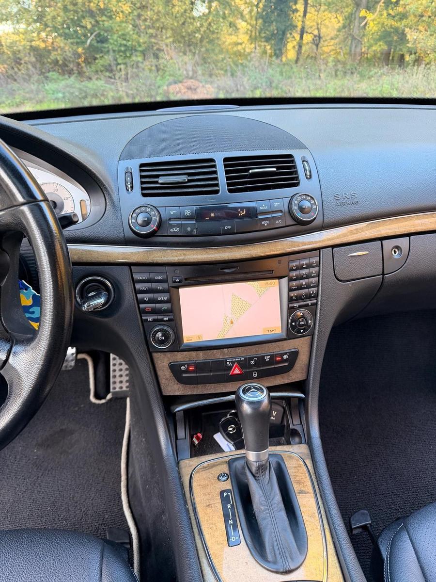 Mercedes-Benz E280 2008 — photo 14