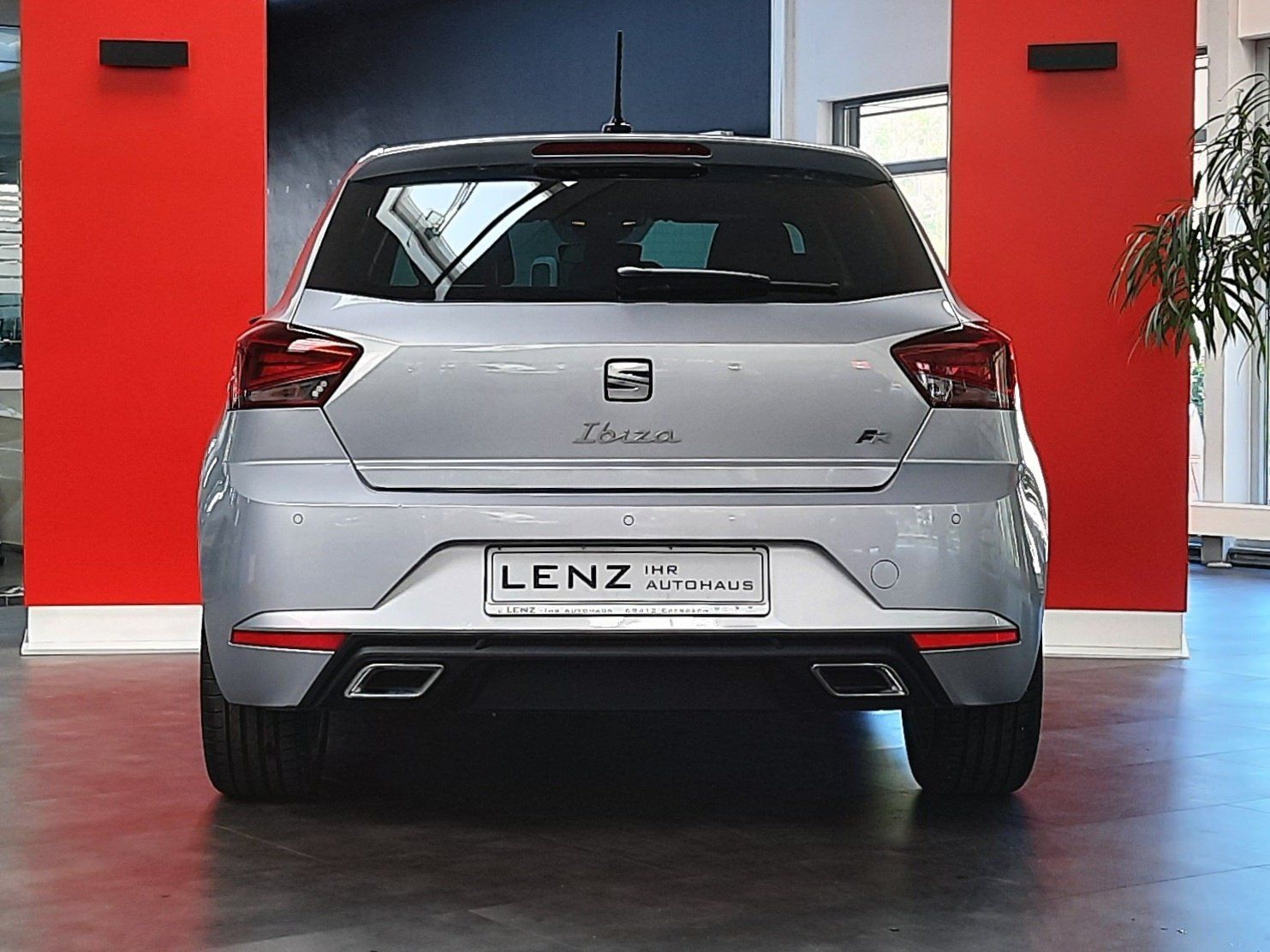 Fahrzeugabbildung SEAT Ibiza FR *LED*Einaprkh*Sitzhzg*App-Conn*Klima*