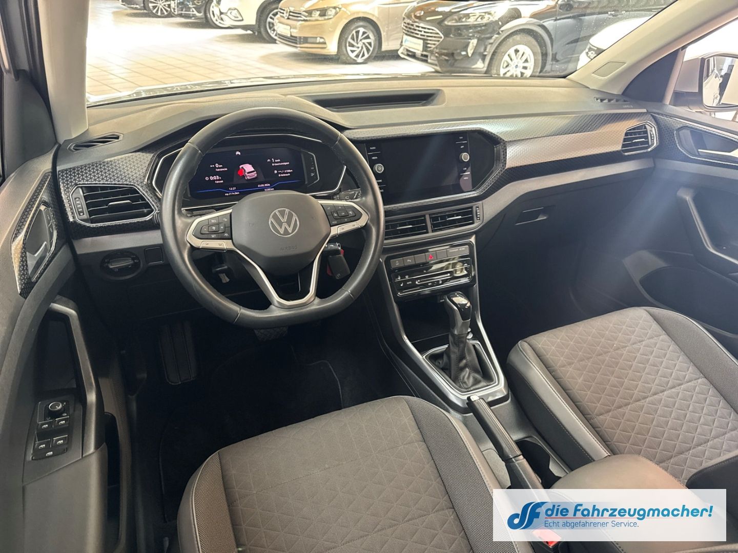 Fahrzeugabbildung Volkswagen T-Cross Style Navi Digitales Cockpit LED Dyn. Ku