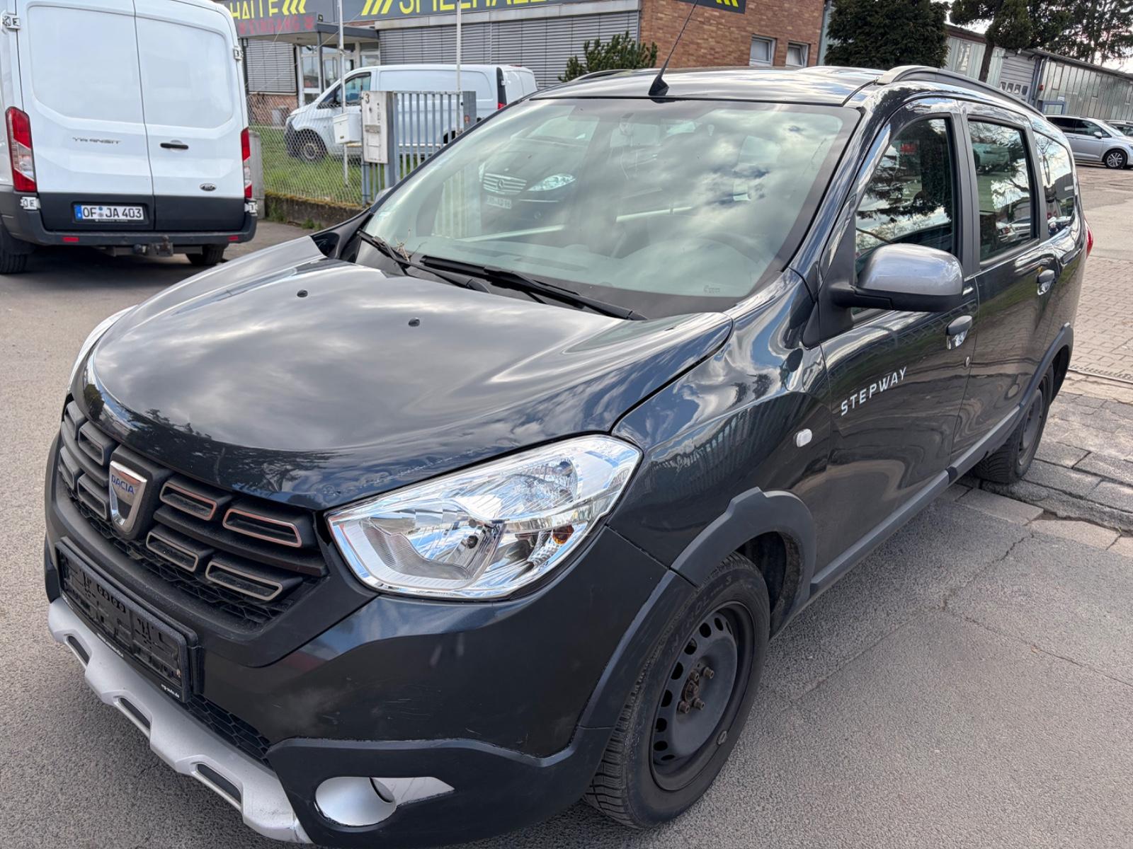 Dacia Lodgy 1.6 SCe 100 LPG Stepway NAVI / KAMERA/AHK