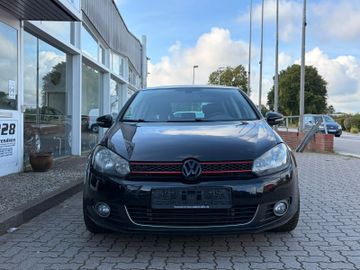Volkswagen Golf - 8
