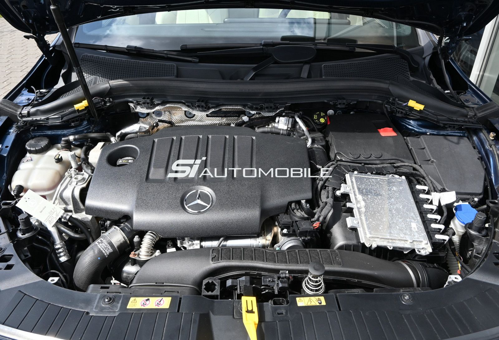 Fahrzeugabbildung Mercedes-Benz GLA 200 d 4MAT. Progressive °AHK°PANORAMA°