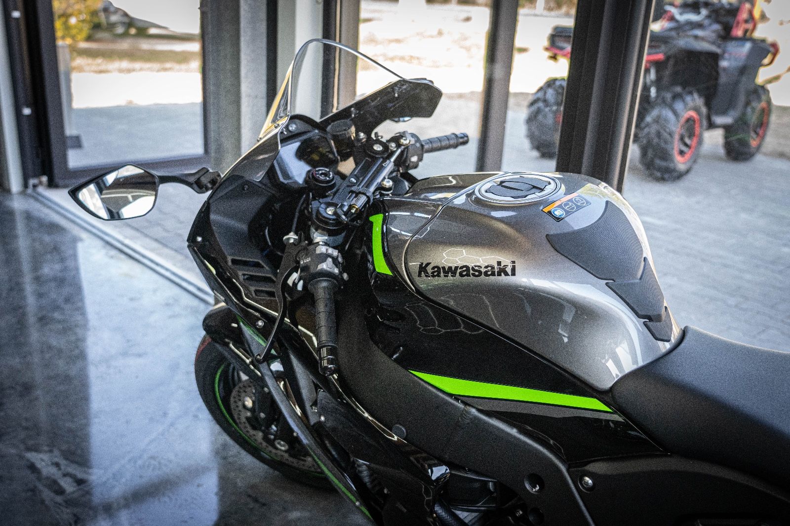 Fahrzeugabbildung Kawasaki Ninja ZX 10 R