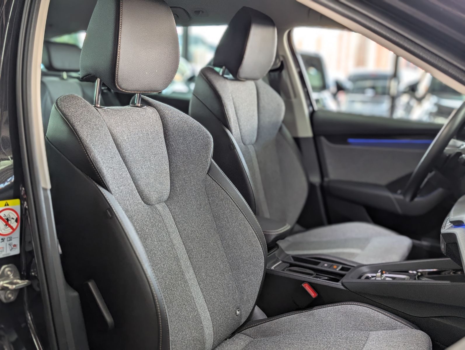 Fahrzeugabbildung SKODA Octavia 1.5 TSI mHEV Style ACC AHK 5J.-Garantie