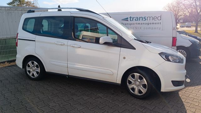 Ford Tourneo Courier 1.0 EcoBoost 74kW Titanium