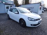 Volkswagen Golf Highline Sportpaket Scheckheftgepflegt - VW Golf Gebrauchtwagen in Augsburg