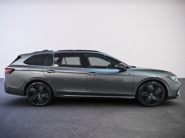 Passat R-Line 2.0 TDI 4M DSG PANO+AHK+STANDH+HAR
