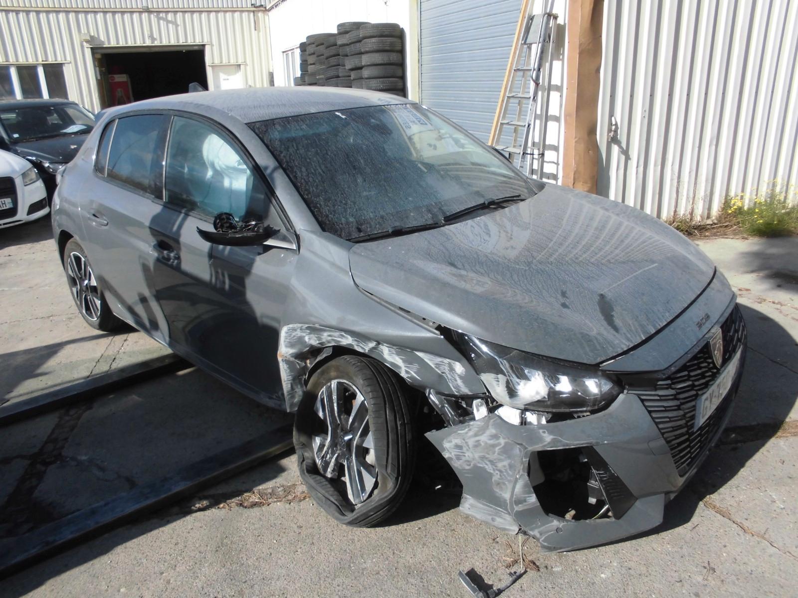 Peugeot 208 Hybrid 100 Allure