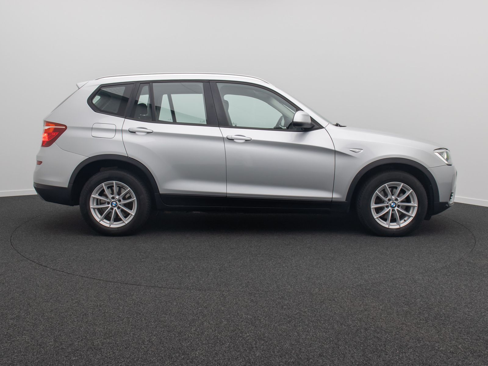 Fahrzeugabbildung BMW X3 xD20d Xenon GeschwindigReg PDC FernlichtAssis