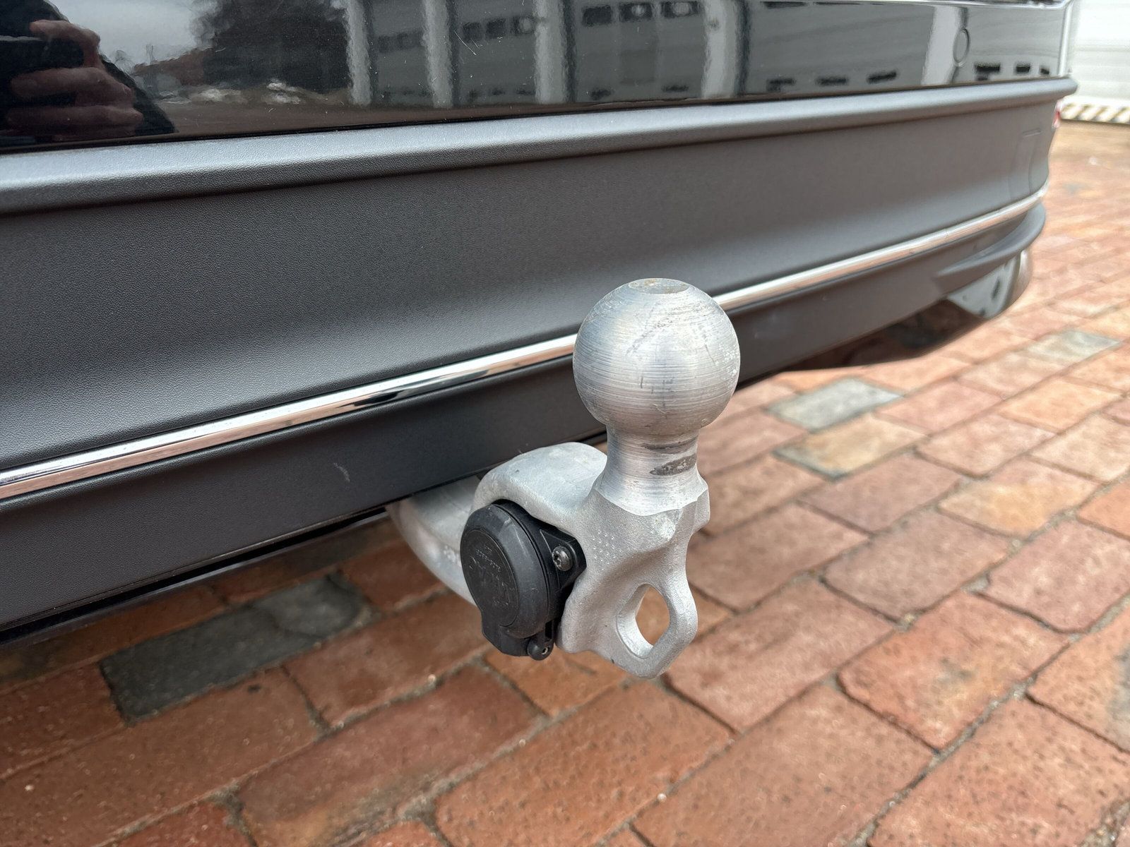 Fahrzeugabbildung Volkswagen Passat Variant 2.0 TDI Business AHK Kamera HuD M