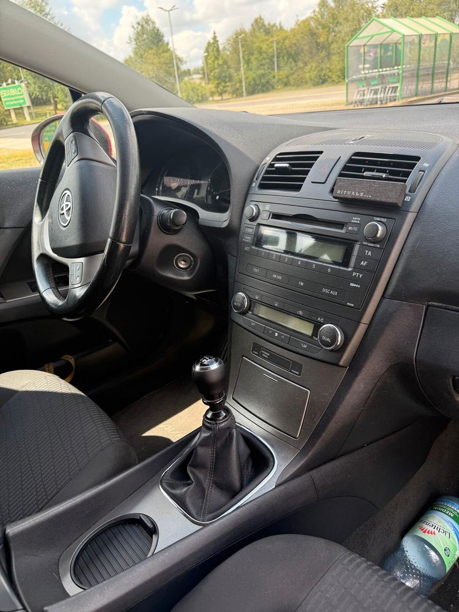 Toyota Avensis 2008 — photo 7