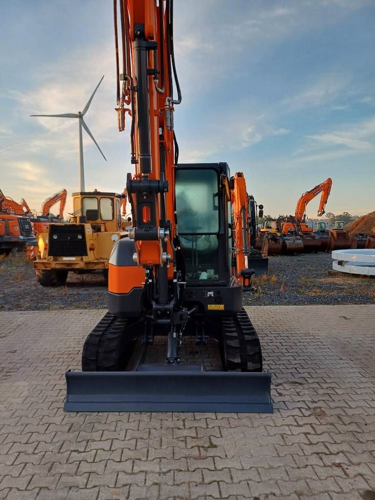 Fahrzeugabbildung Doosan DX 55 R-7